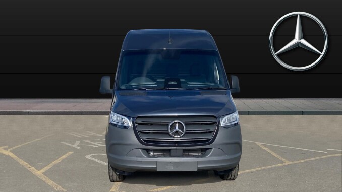 Mercedes-Benz Sprinter 315Cdi L3 Diesel Rwd 3.5t H2 Select Van 9G-Tronic - Image 4